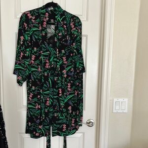 Soma Green and Black Wrap Robe with Tie Front and Cuffed Sleeves